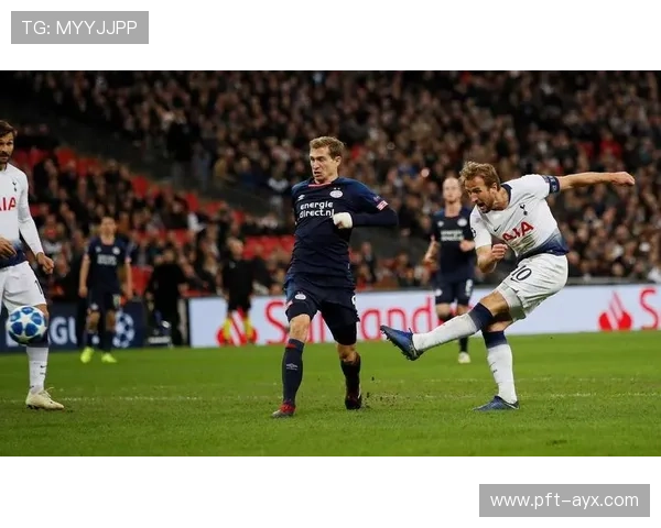 埃因霍温欧战表现亮眼,晋级之路充满希望 埃因霍温欧战表现亮眼,晋级之路充满希望